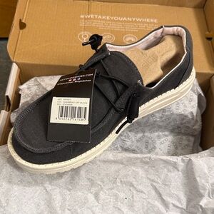NWT-Hey Dude Wendy Chambray Off Black Size 8